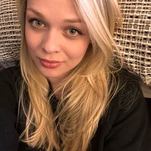 Meet your Posher, Kari